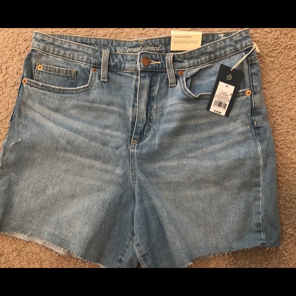 Universal Thread Shorts - Picture 1 of 1